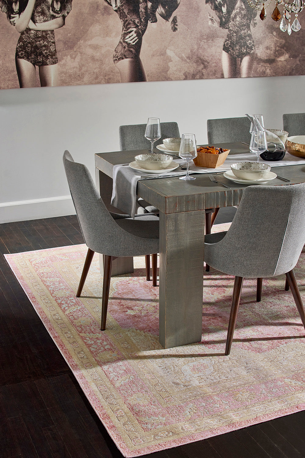 Elegant Pink Medallion Area Rug - Isabella Collection by Momeni - Urban Ashram