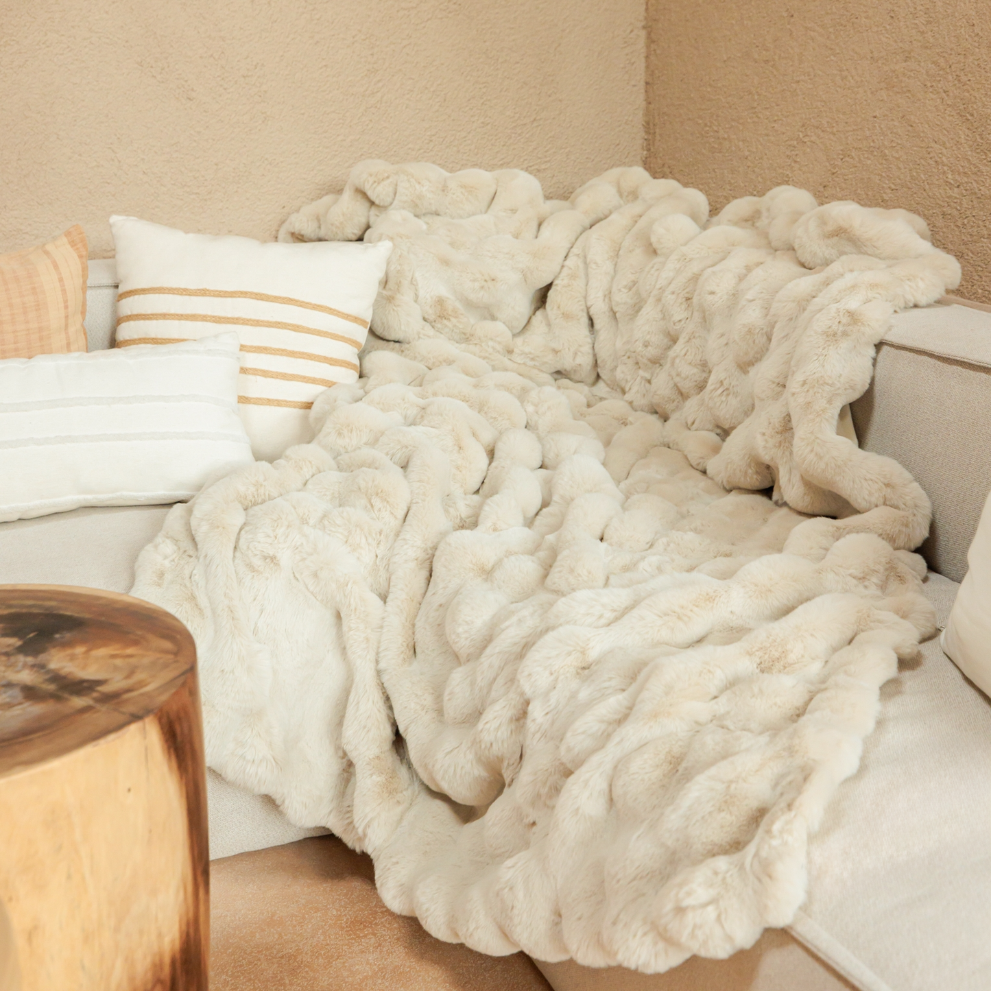 Plushie  LUXE Faux Fur Throw Blanket