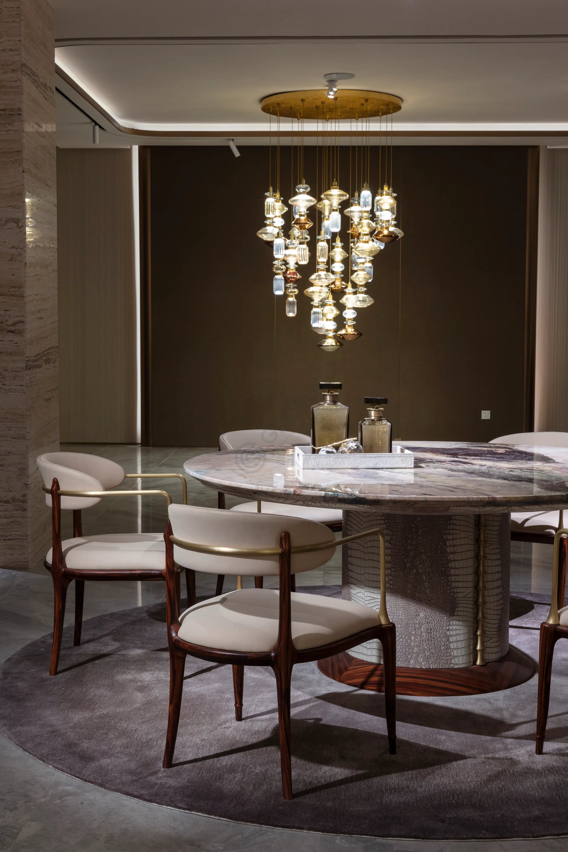 Dining table Etterno