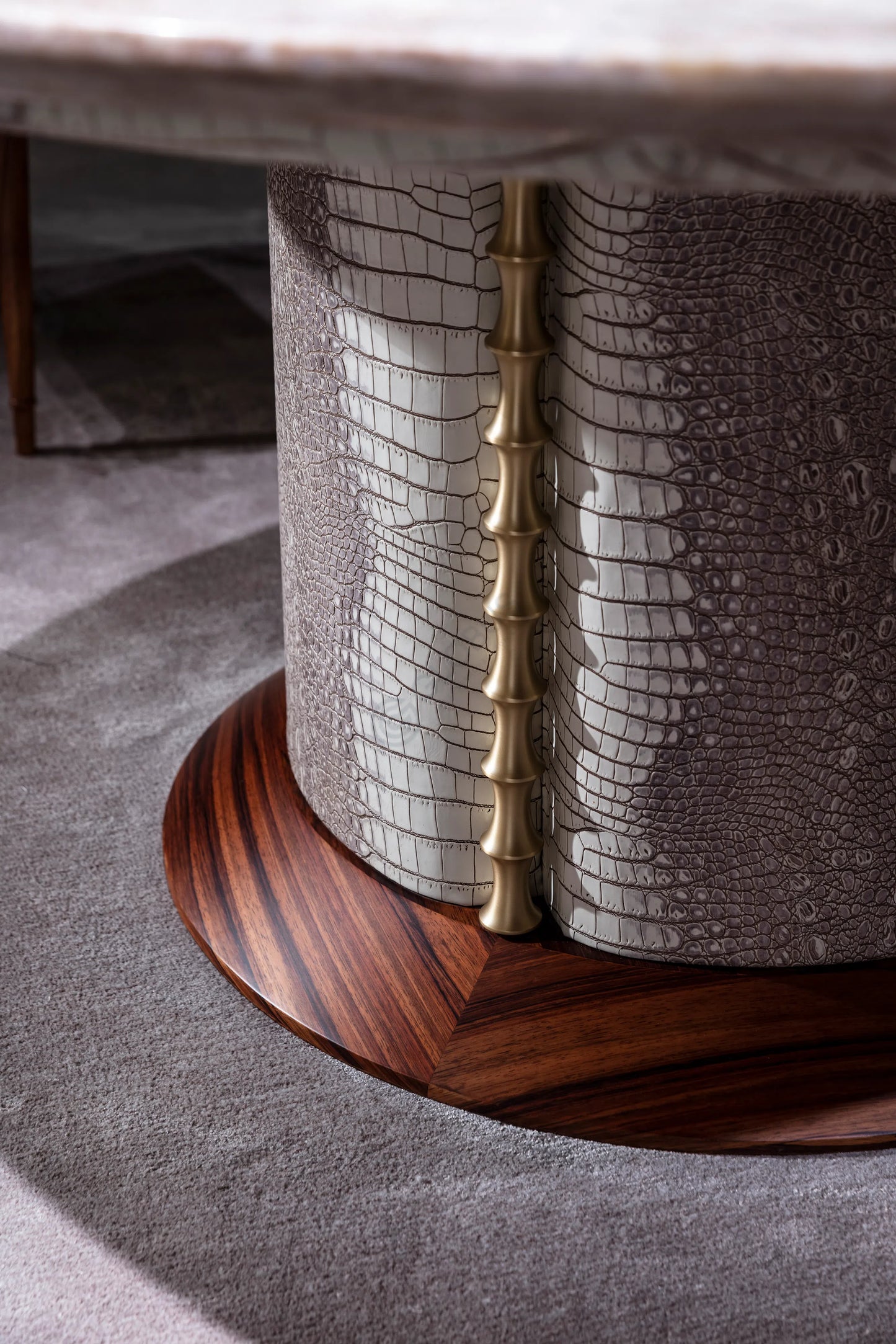 Dining table Etterno