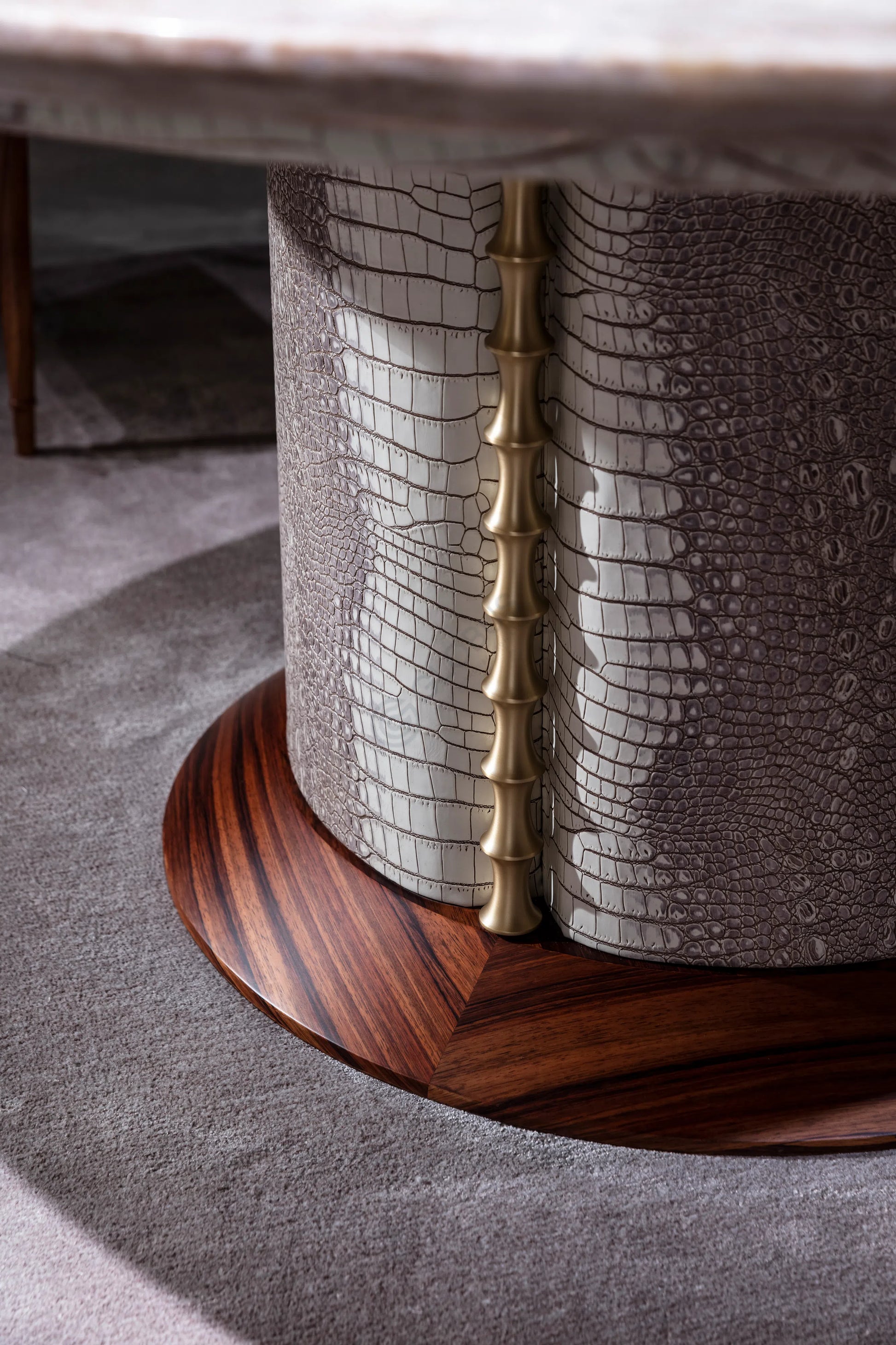 Dining table Etterno