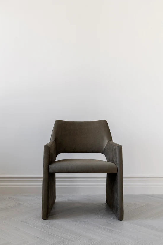 Lina Modern Velvet Armchair in Sandstone – detail close-up