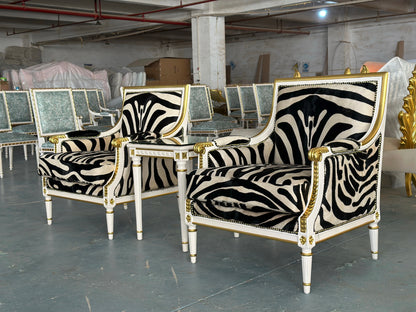Louis XVI Giltwood Savannah Traditional Lounge Chair in Zebra Print – detail close-up