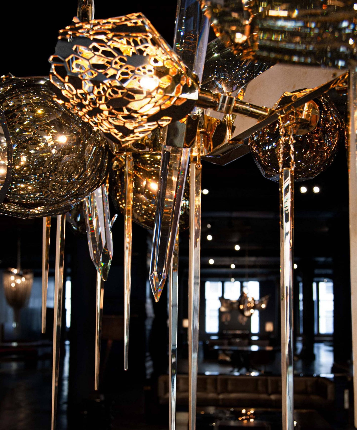 Modern K9 Vertical Crystal Glass Chandelier