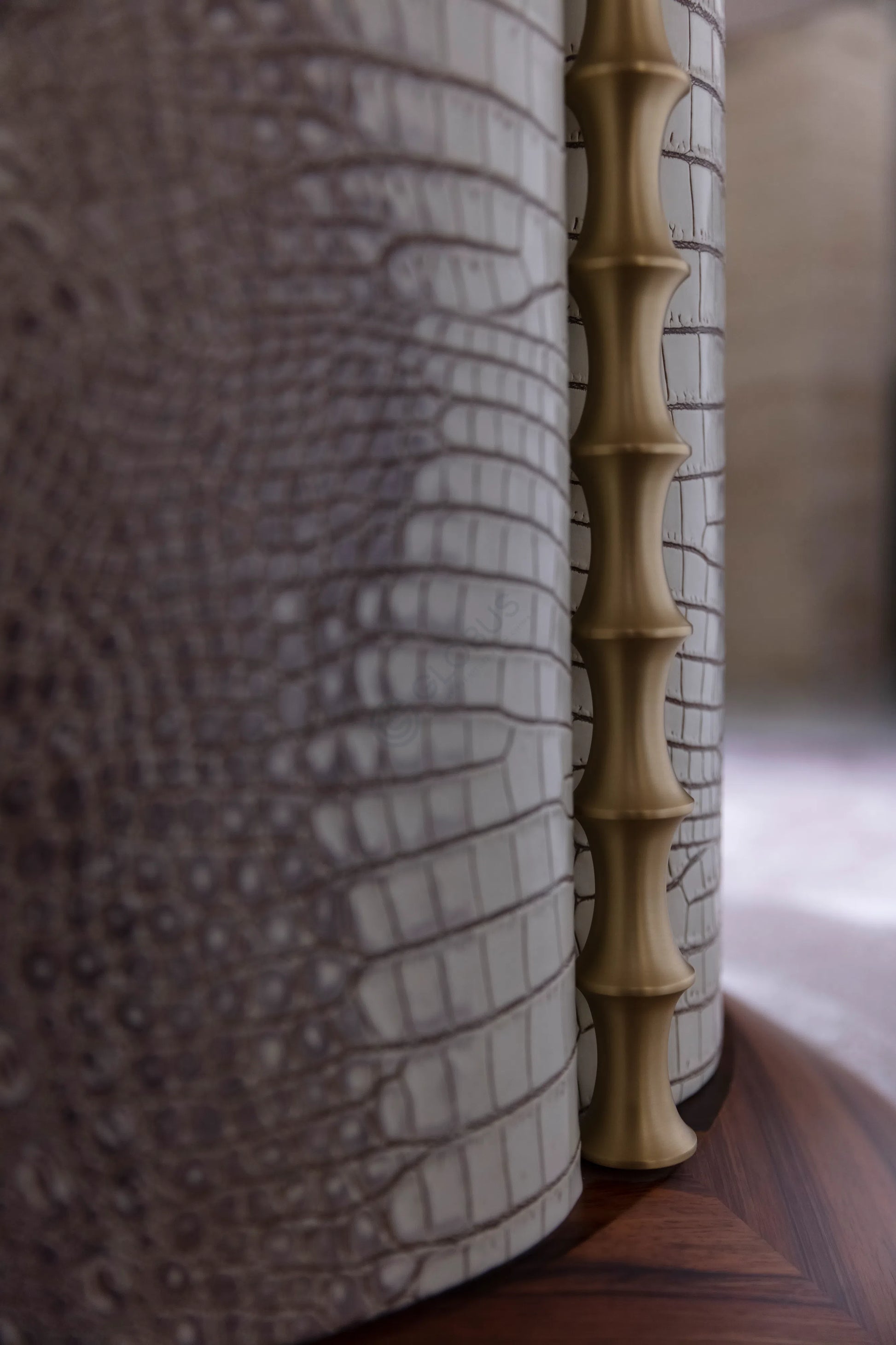 Dining table Etterno