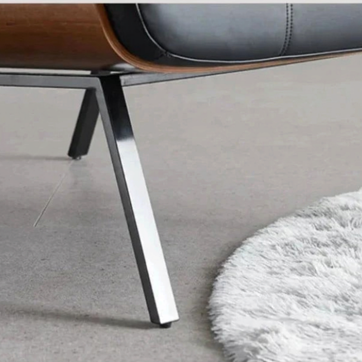 Nordic Gentlemen Chair – top-down view